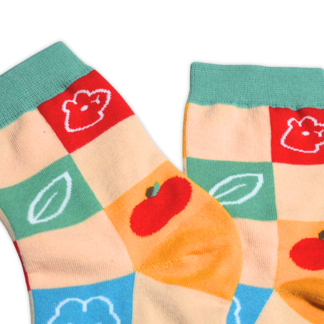 Pikkuniku Appuru | Apple Farm | Socks
